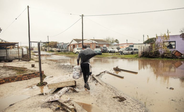 Three Farm Dams Collapse in South Africa, Forcing Hundreds to Relocate