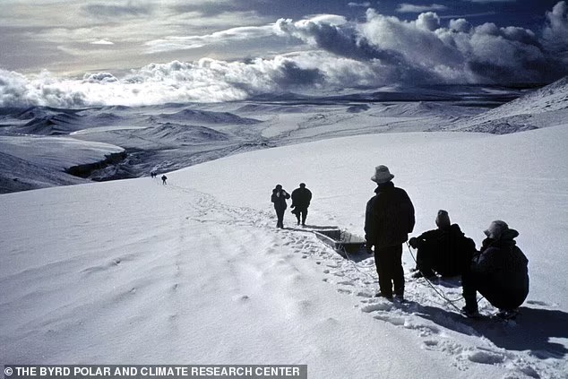 Scientists Discover Over 1,700 Ancient Viruses in Tibetan Glacier, Raising Pandemic Concerns