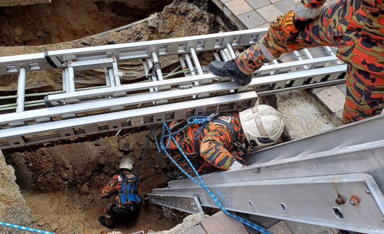 Woman Falls into 26-Foot Sinkhole in Malaysia’s Kuala Lumpur