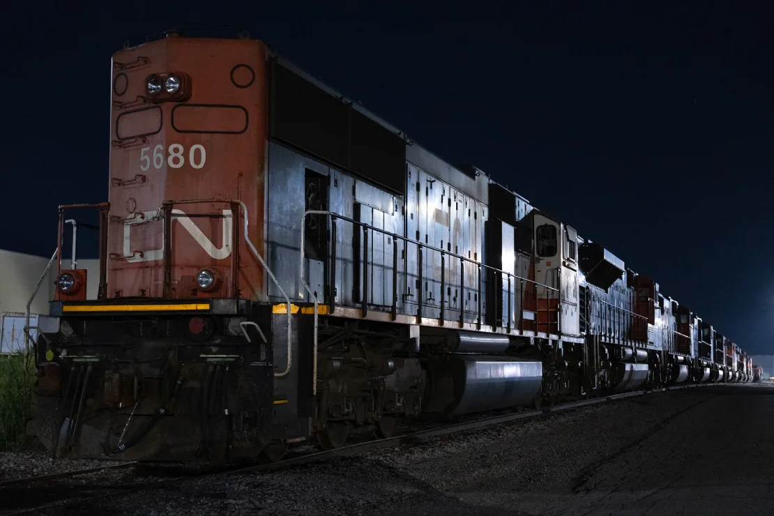 Canada’s Major Freight Railroads Cease Operations, Impacting 9,000 Teamsters Union Members