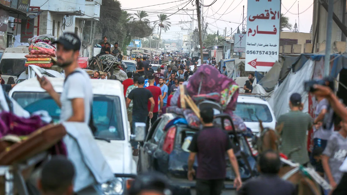 UN Stops Aid Deliveries in Gaza Amid Security Concerns and Israeli Evacuation Orders