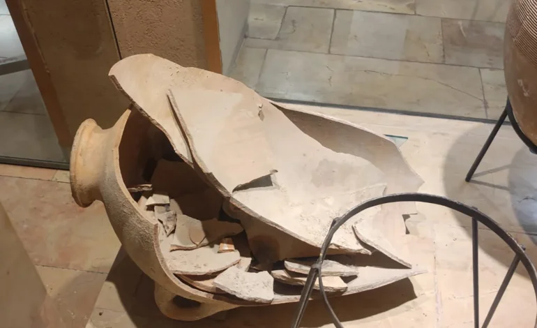 Little Boy Accidentally Breaks 3,500-Year-Old Bronze Age Jar at Israeli Museum