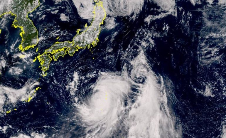 Typhoon Ampil Disrupts Summer Travel in Japan