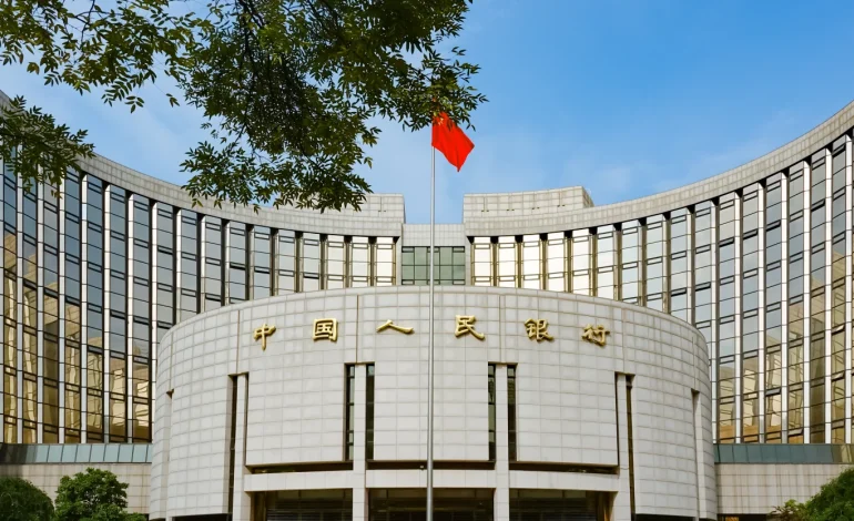 Chinese Banks Hold Steady on Key Lending Rates as PBOC Pauses Monetary Easing