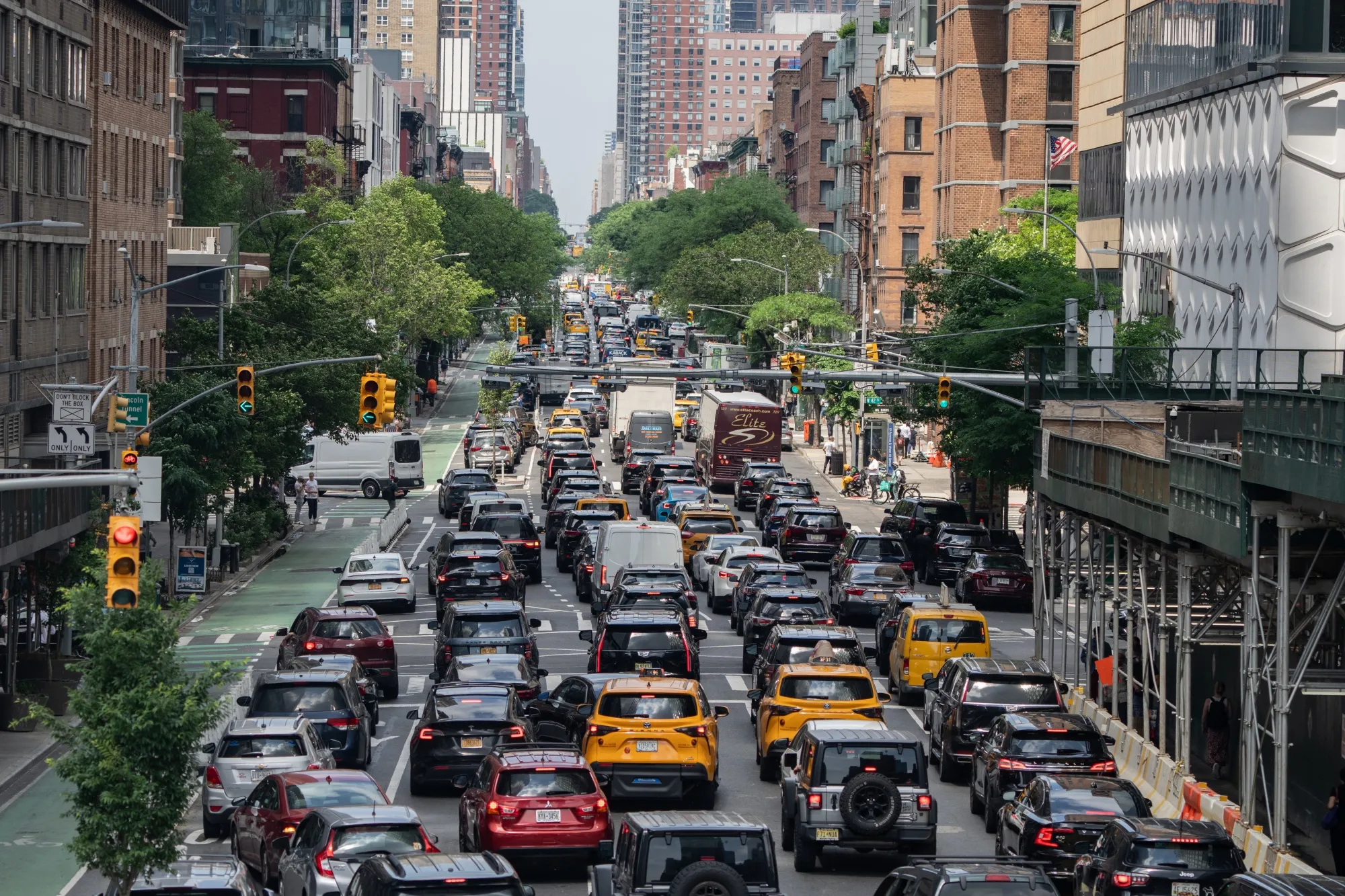 Traffic Congestion Surges Back Above Pre-Pandemic Levels Across US