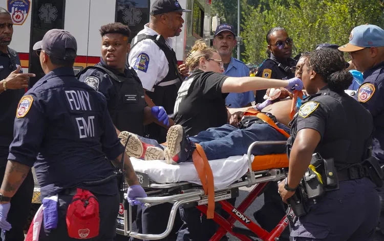 Mass Shooting Disrupts West Indian Day Parade in Brooklyn, Five Injured