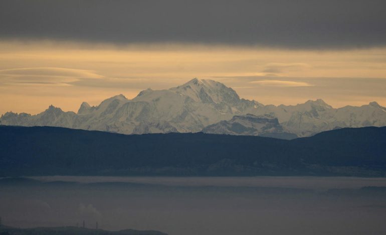 Two Deaths in French Alps as Danish Hiker Falls to His Death on Mont Blanc Massif