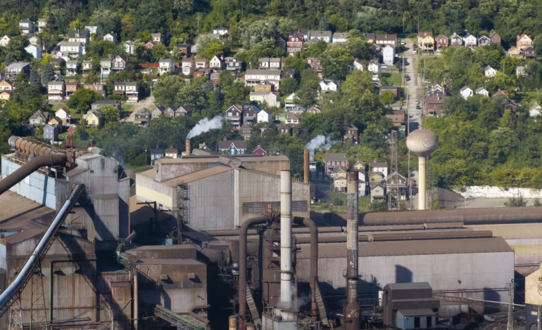 Steelworkers in Pittsburgh Support Foreign Sale to Preserve Jobs