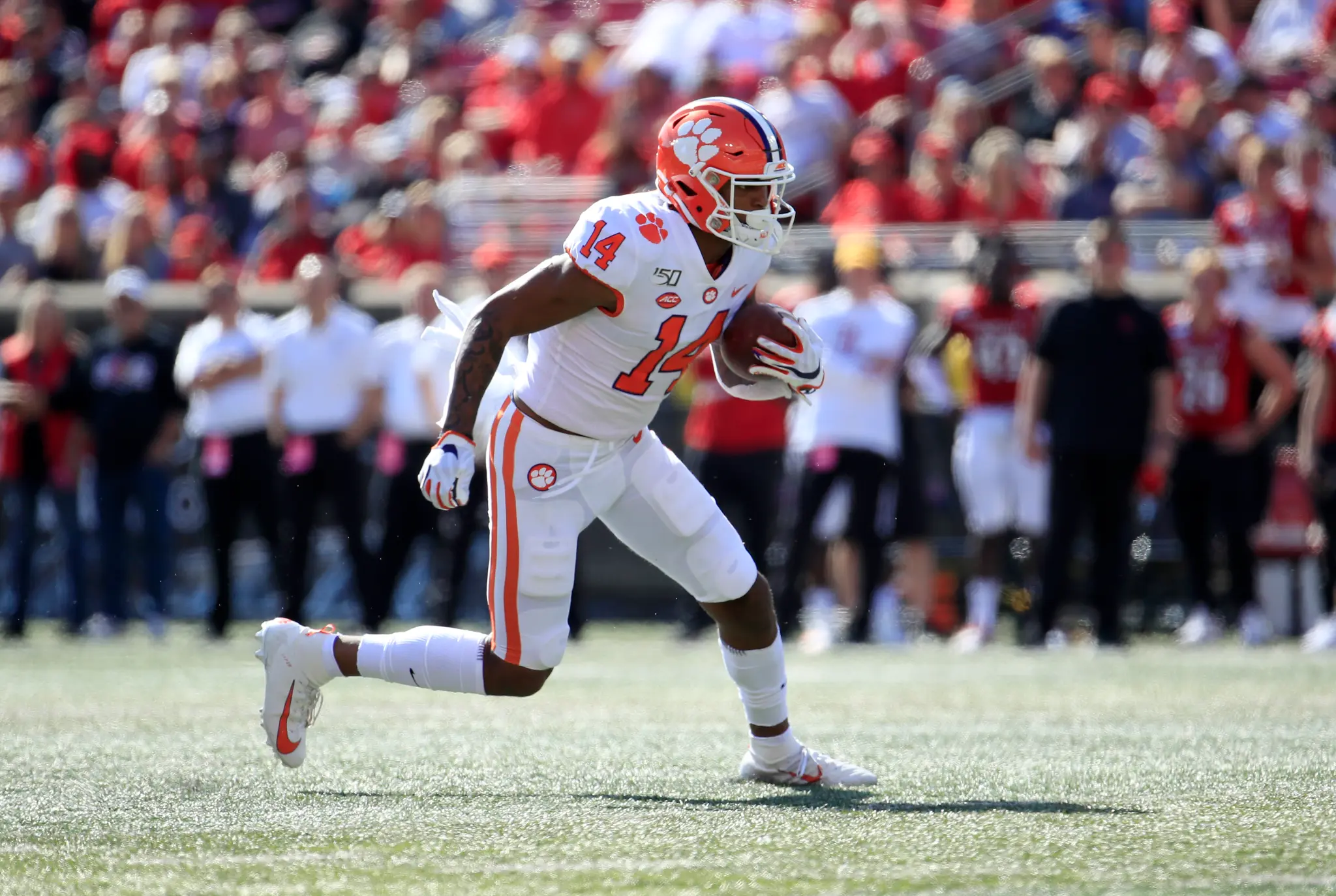 Former Clemson Football Star Diondre Overton Dies at 26