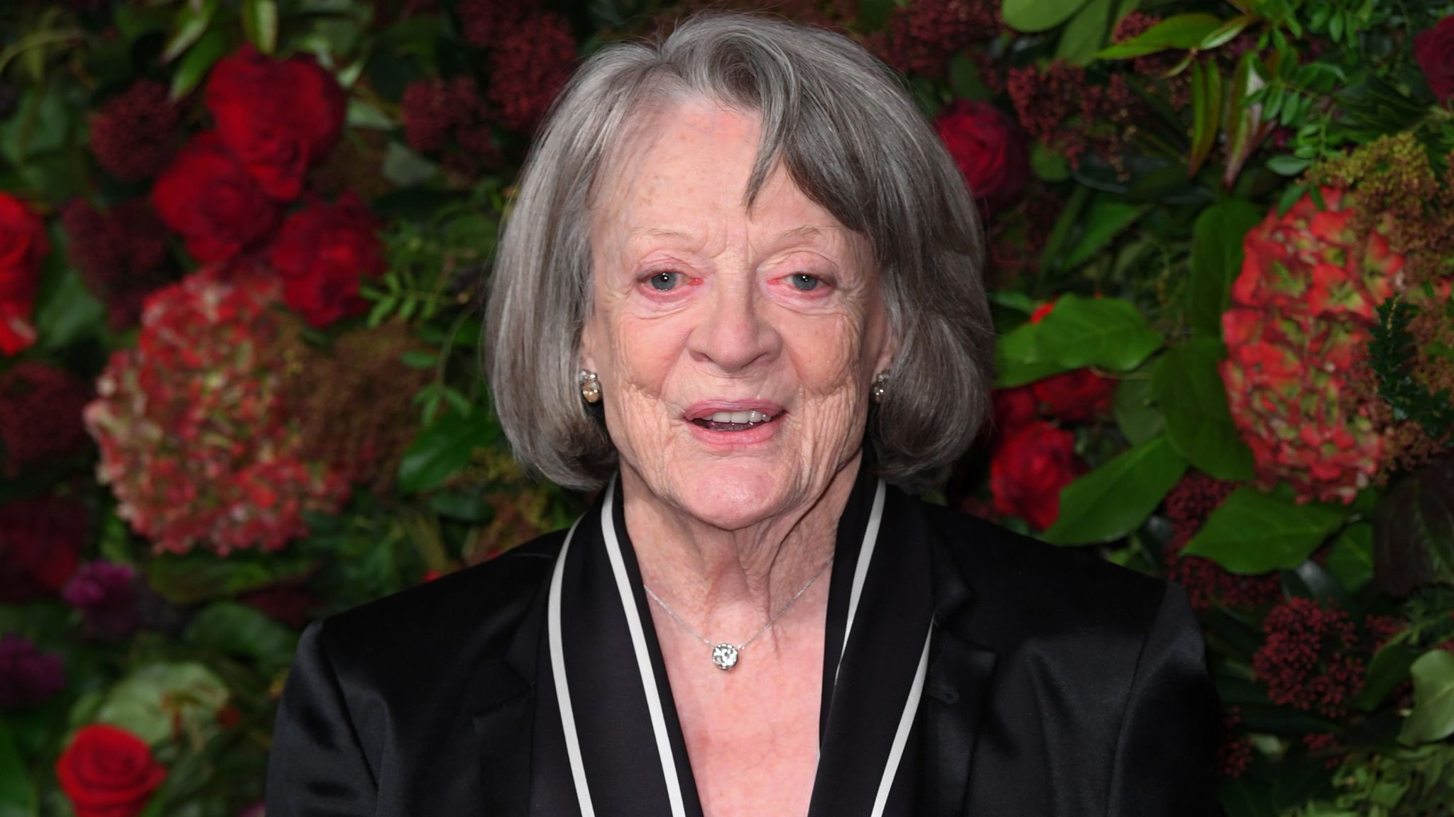 Maggie Smith, Beloved Actress of Stage and Screen, Dies at 89