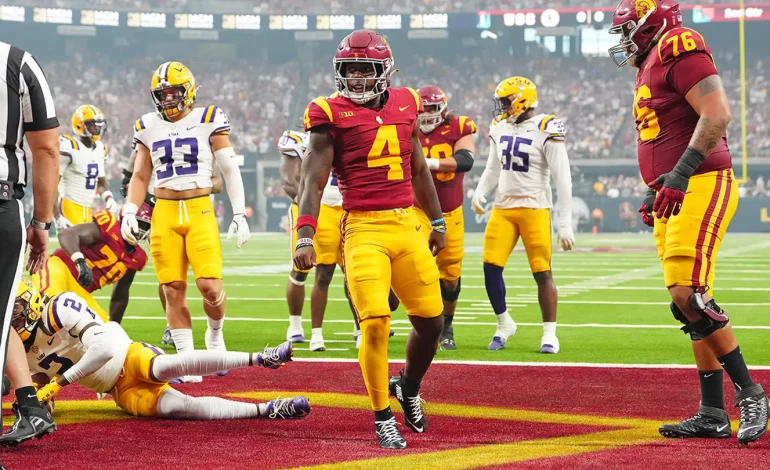 USC Escapes LSU in Thrilling Last-Second Victory, Moss Shines in Debut