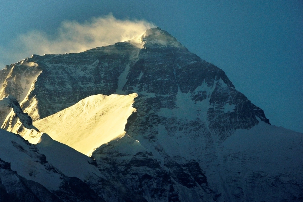 Everest’s Growth Spurred by Ancient River Merger, Scientists Say