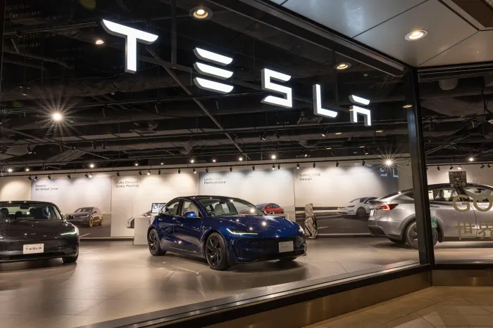 Tesla Analysts Reassess After Q3 Delivery Report