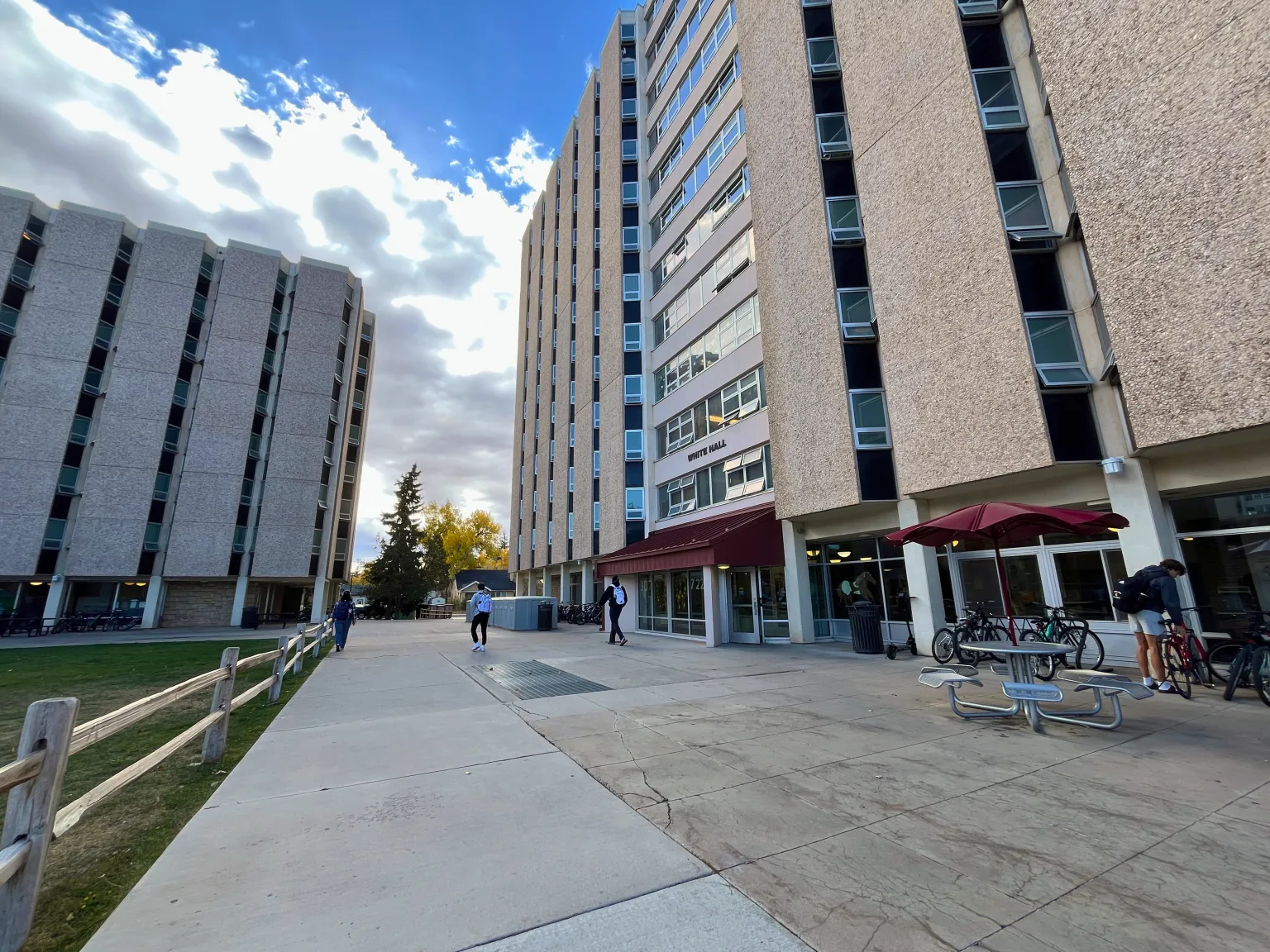 University of Wyoming Faces Criticism Over Delayed Notification Following Student Death