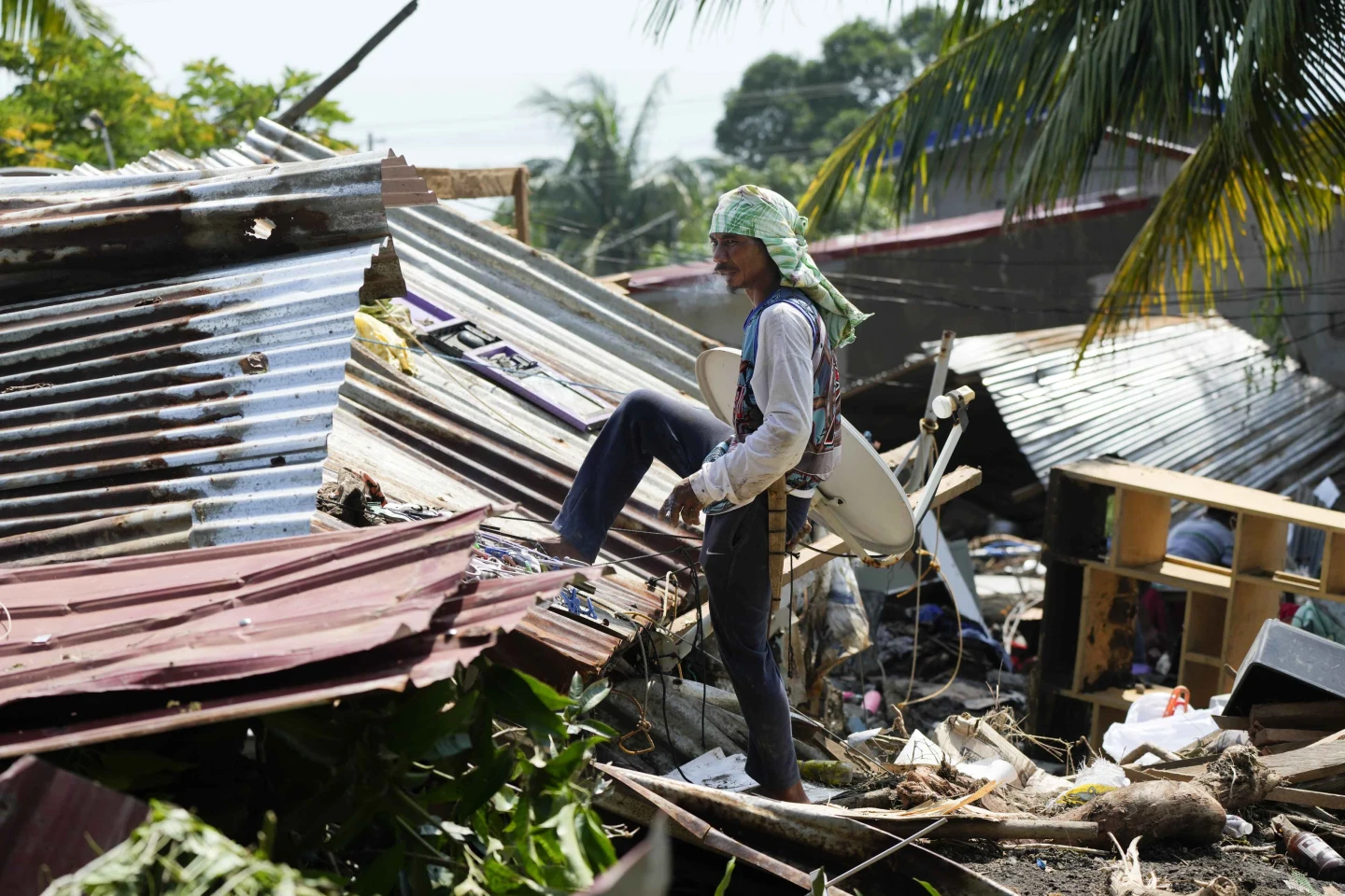 Typhoon Kong-rey Threatens Philippines Still Reeling from Deadly Storm