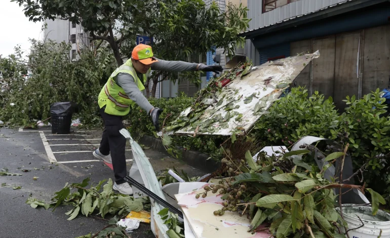 Taiwan Resumes Normal Life After Typhoon Krathon’s Passage