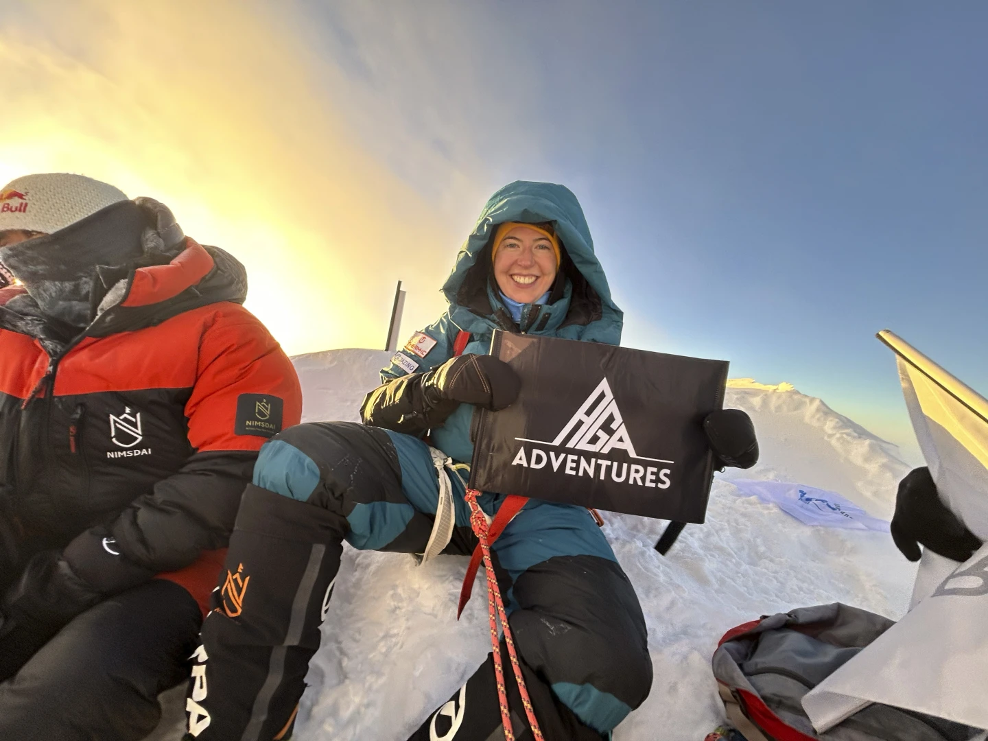 Youngest Female to Climb All 14 Highest Peaks Calls for Stricter Requirements for Mountaineers