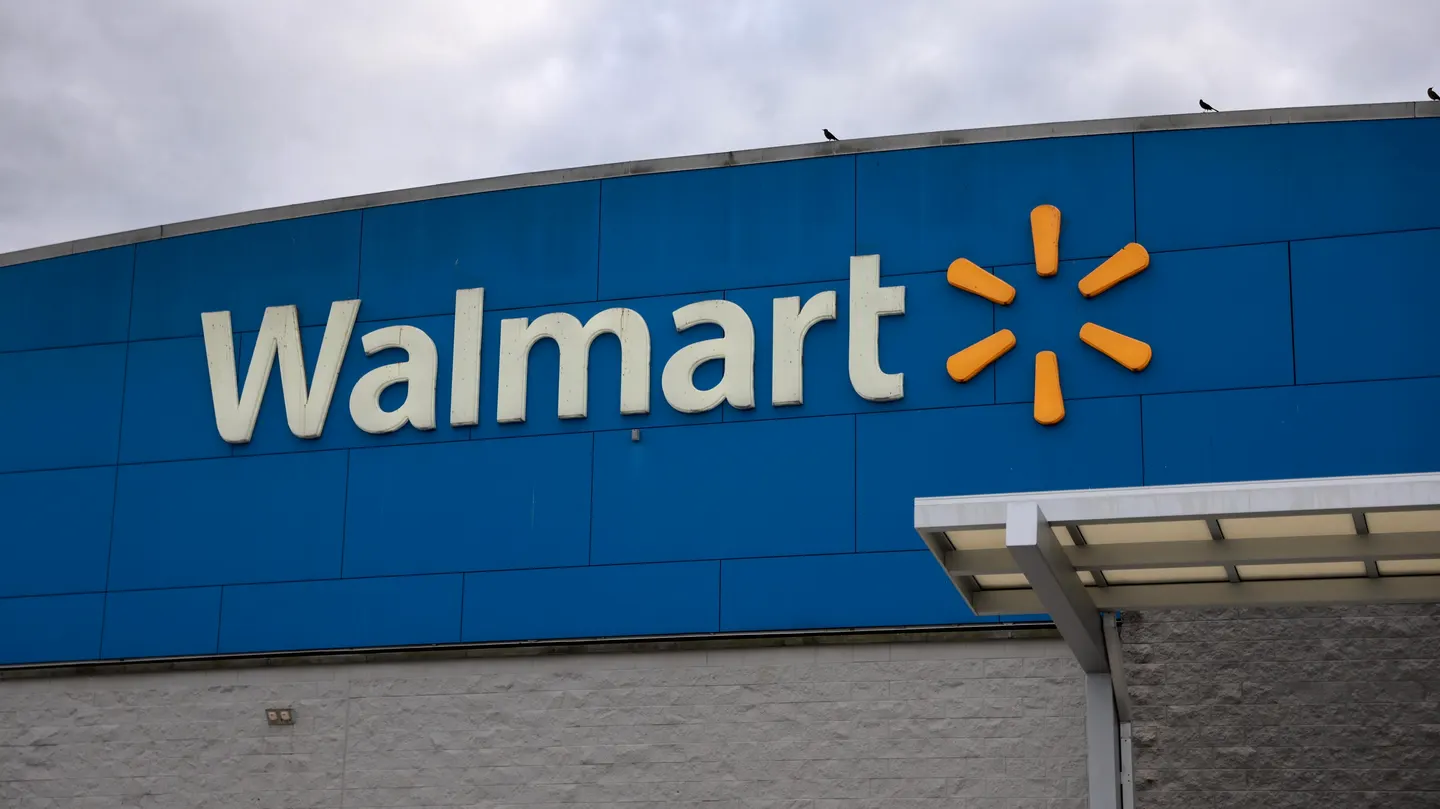 Walmart Adjusts DEI Policies Amid Conservative Pushback