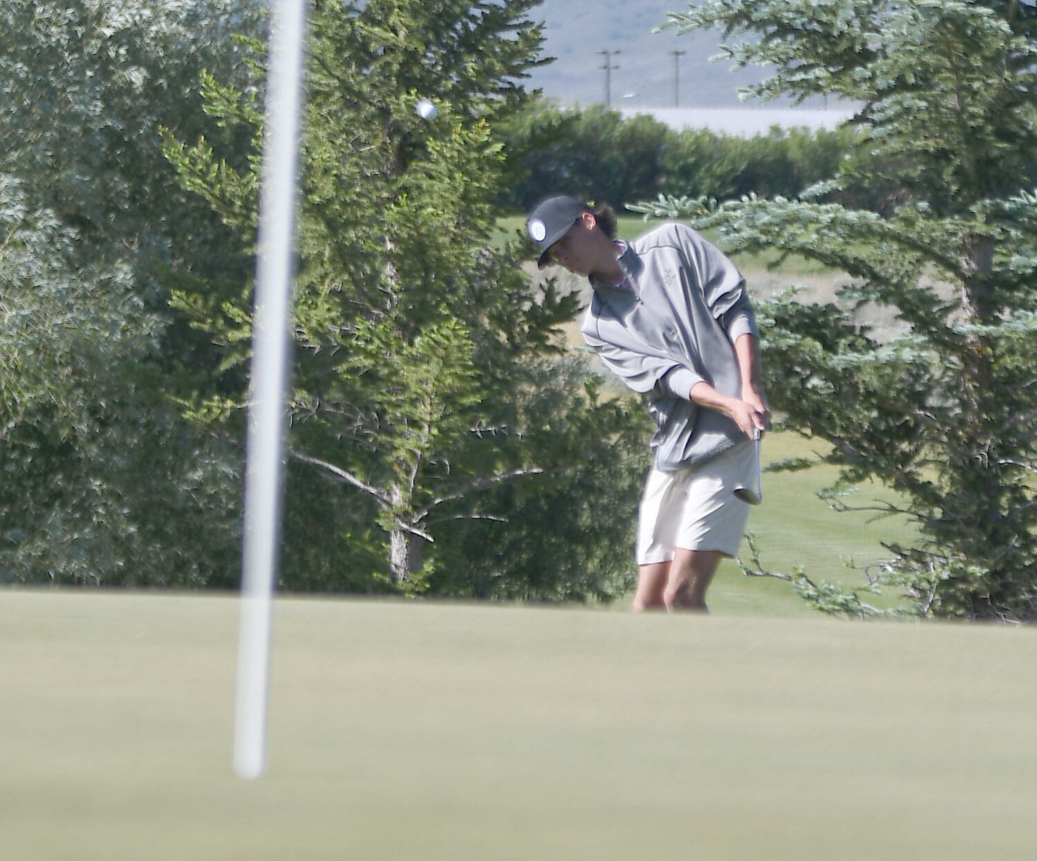 Evanston High School Golf Star Commits to University of Wyoming