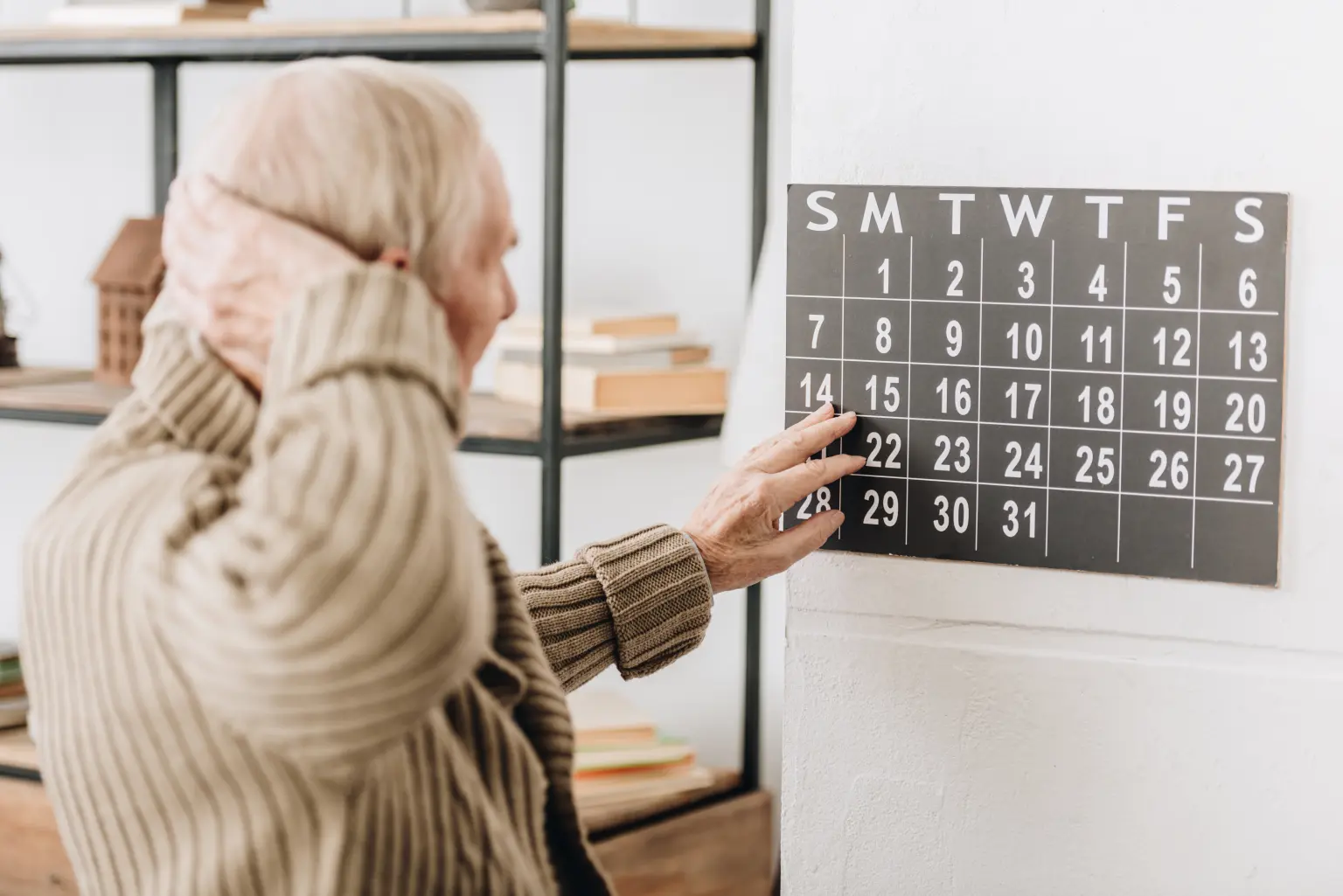 Simple Drawing Test Could Help Identify Early Signs of Dementia, Reveals Leading Neurologist