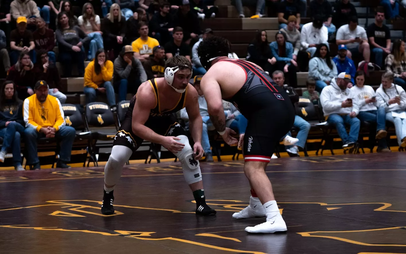 University of Wyoming Wrestling Secures Shutout Victory Against Western Wyoming, 46-0