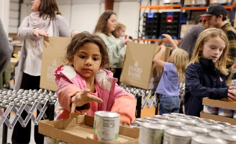 Casper Families Volunteer at Food Bank of Wyoming to Combat Holiday Hunger