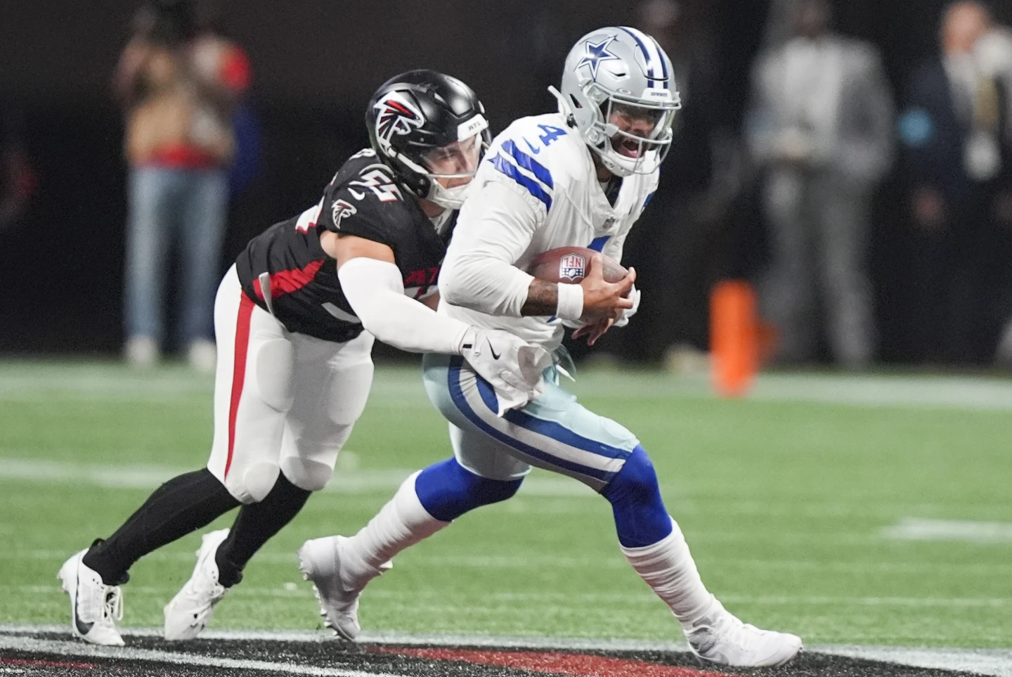 Cowboys QB Dak Prescott Undergoes MRI After Hamstring Injury