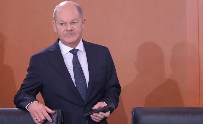 Germany’s Scholz Calls for Snap Election