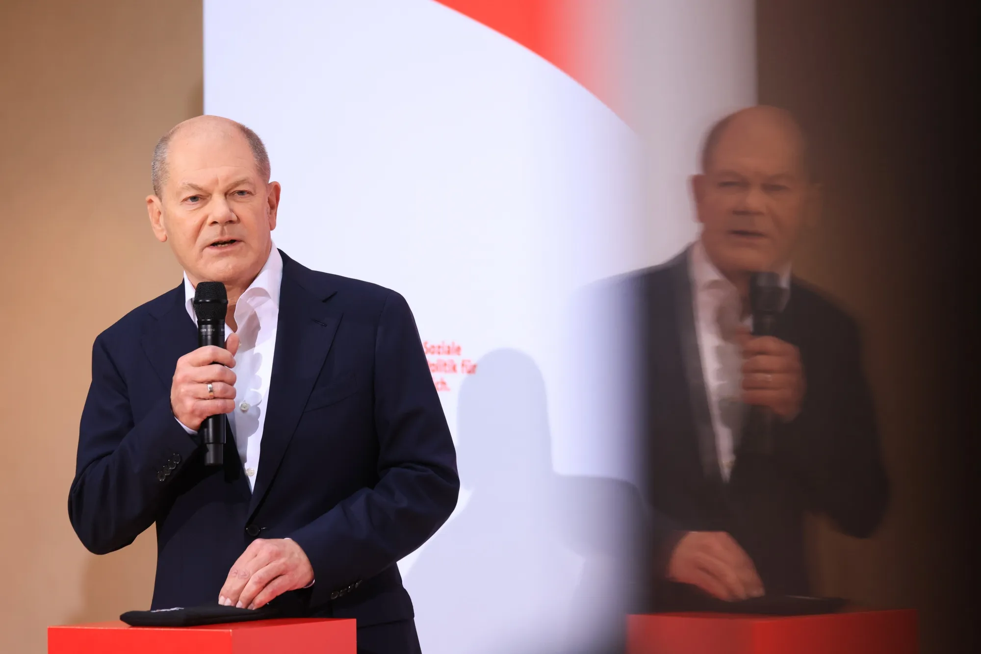 Scholz to Trigger Snap German Election with Deliberate Vote of No Confidence