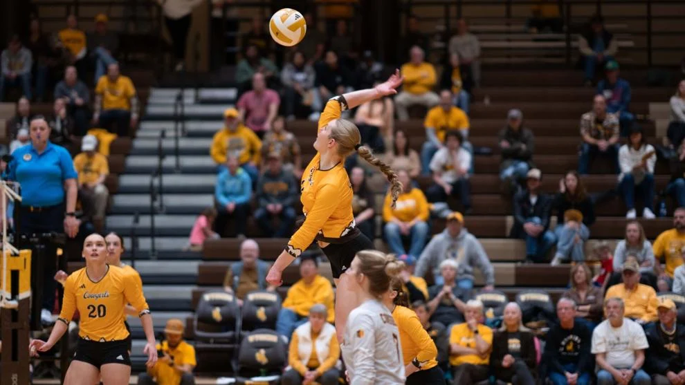 Three Wyoming Volleyball Players Earn Spots on Academic All-District Team