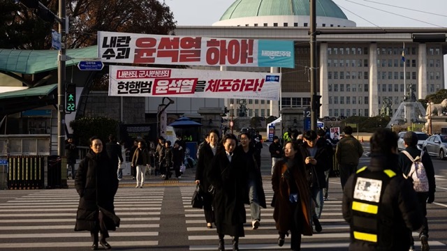 South Korean Metal Workers Strike Amid Nationwide Calls for President Yoon’s Resignation