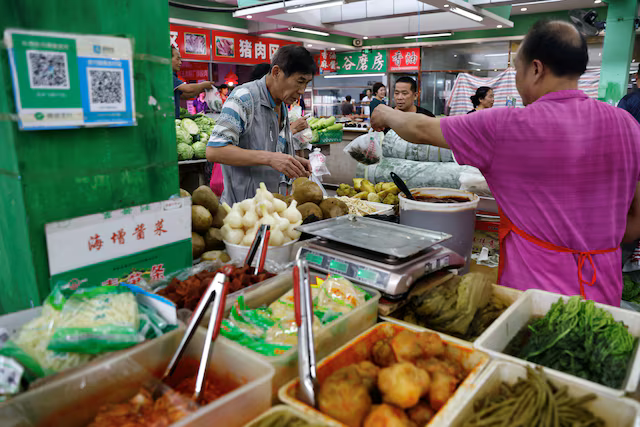 China’s Inflation Slows as Economic Uncertainty Persists