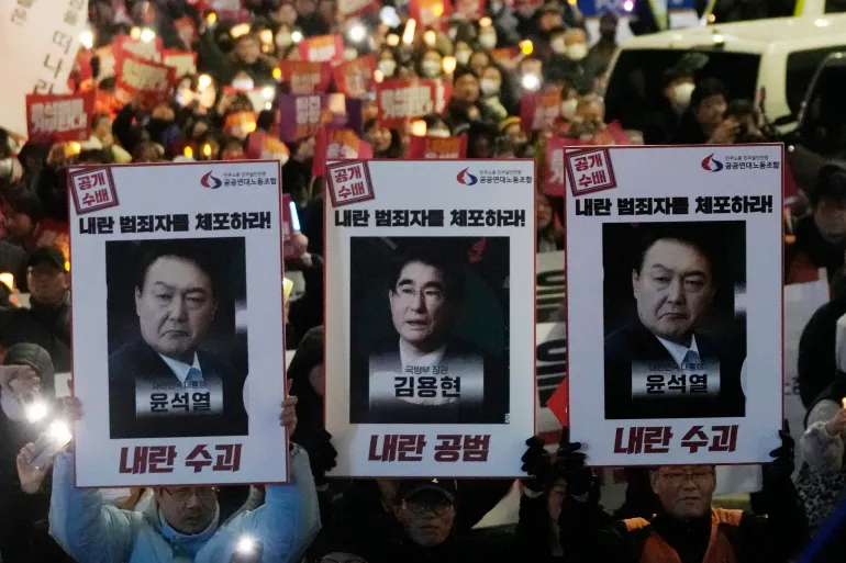 South Korea in Crisis: Presidential Office Raided, Former Defence Minister Attempts Suicide