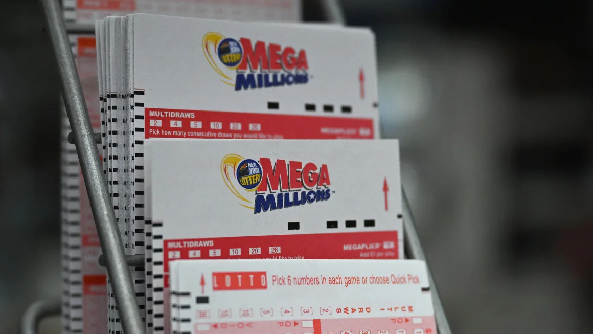 New Jersey Winner Claims $1.128 Billion Mega Millions Jackpot After Months of Waiting