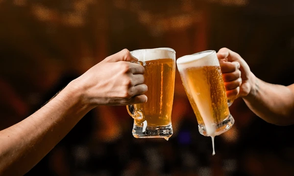 US May Recommend Limiting Alcohol Consumption to Two Drinks Per Week Under New Guidelines