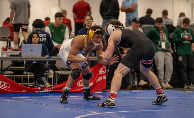 Wyoming Wrestling Finishes 12th at Cliff Keen Las Vegas Invitational