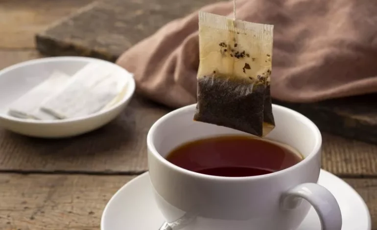 Study Highlights Health Risks from Microplastics Released by Tea Bags