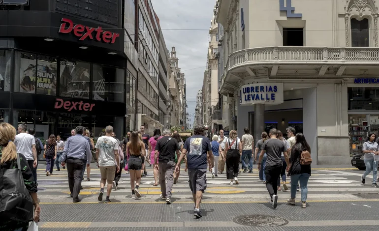 Argentine Optimism Surges as Economy Shows Signs of Improvement, Bolstering Milei