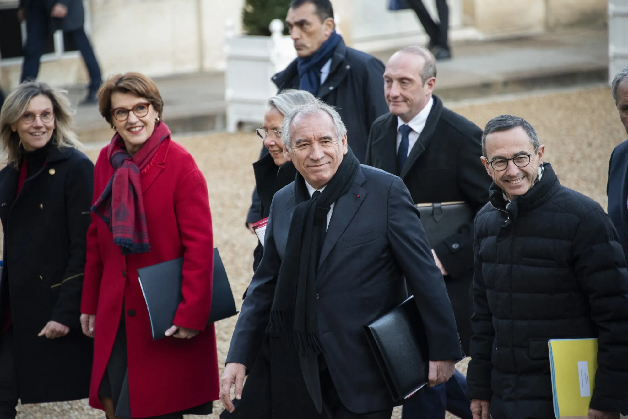 New French Government Faces Budget Crisis as It Convenes for the First Time