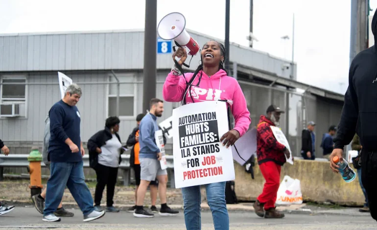 Port Strike Avoided as Longshoremen’s Union and Shippers Reach Tentative Deal