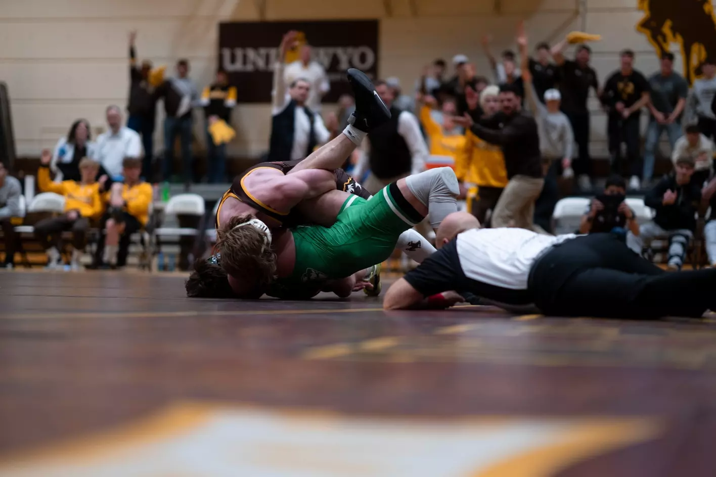 Wyoming Wrestling Secures Commanding Victory Over Utah Valley, 25-10