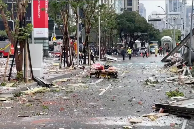 Explosion at Taiwan Department Store Kills One, Injures Others