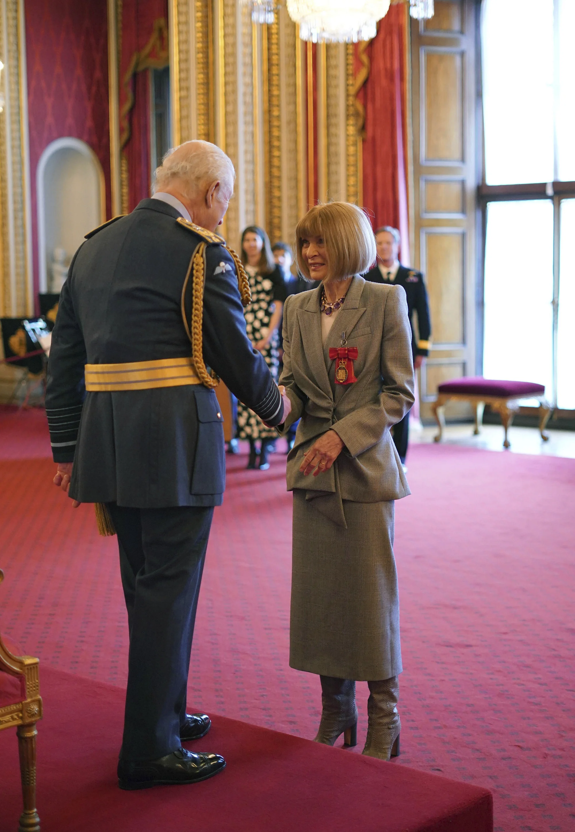 Anna Wintour Breaks Tradition, Ditches Shades for Royal Honor