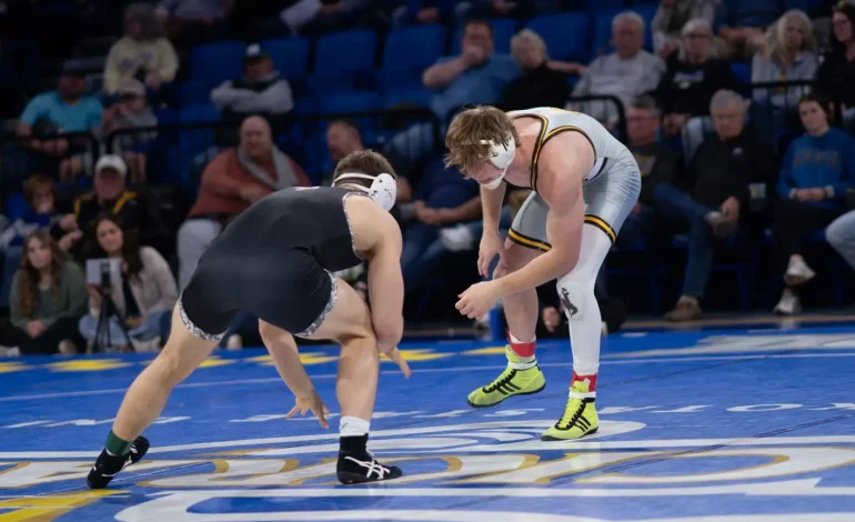 Wyoming Wrestling Falls to No. 11 South Dakota State, 31-3